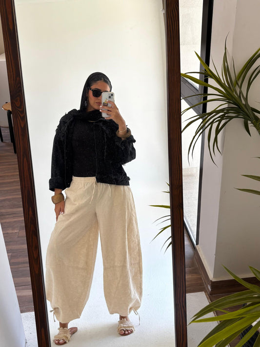The Linen Balloon Pants mirror look